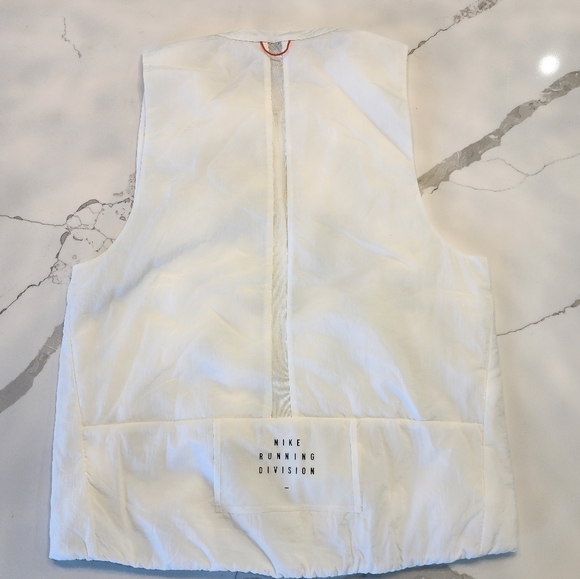 Nike Storm-FIT ADV Run Division 2 in 1 Vest Jacket Light Windbreaker - Picture 13 of 16